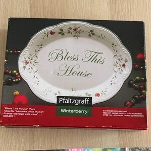 Pfaltzgraff Winterberry Festive Plate - New in Box